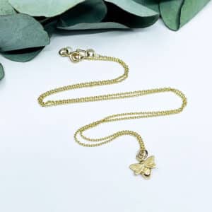 Dainty gold bee necklace
