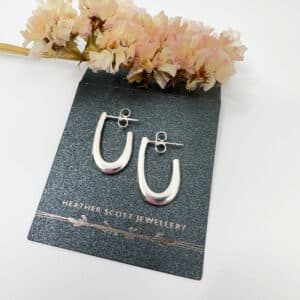 Silver fluid earrings