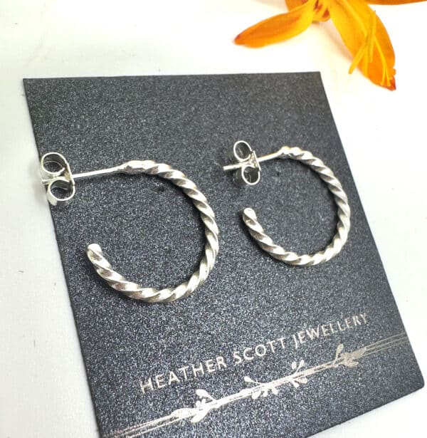 Silver twist hoop earrings - Image 3